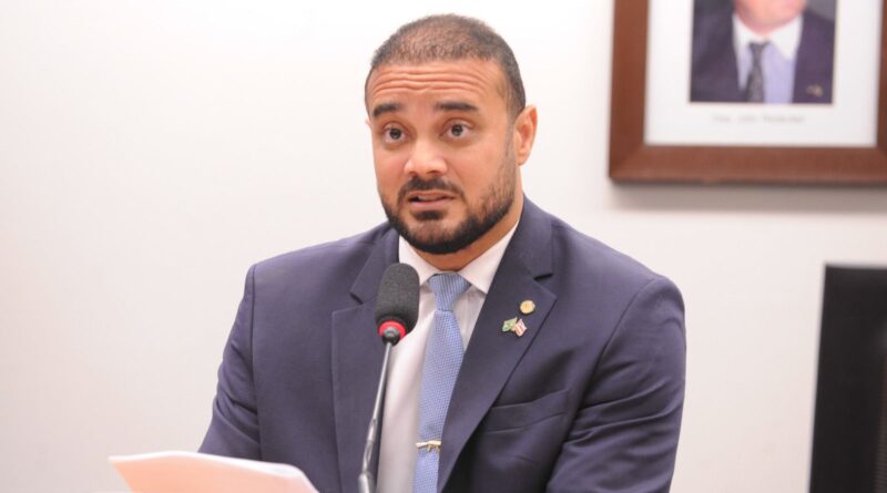 Capitão Alden segue com destaque em votações de projetos de interesse coletivo