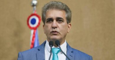 Robinson rebate Bruno Reis e acusa prefeito de abandonar Salvador: “só entregou buracos, alagamentos, mato e lixo”