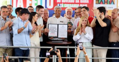 Força Política em Brumado: Jerônimo Rodrigues reúne 37 prefeitos em dia de entregas históricas