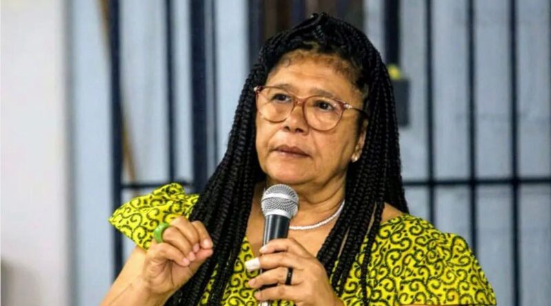 Vereadora critica condução do Pé na Escola e anulação de matrículas: “Abandono de famílias”