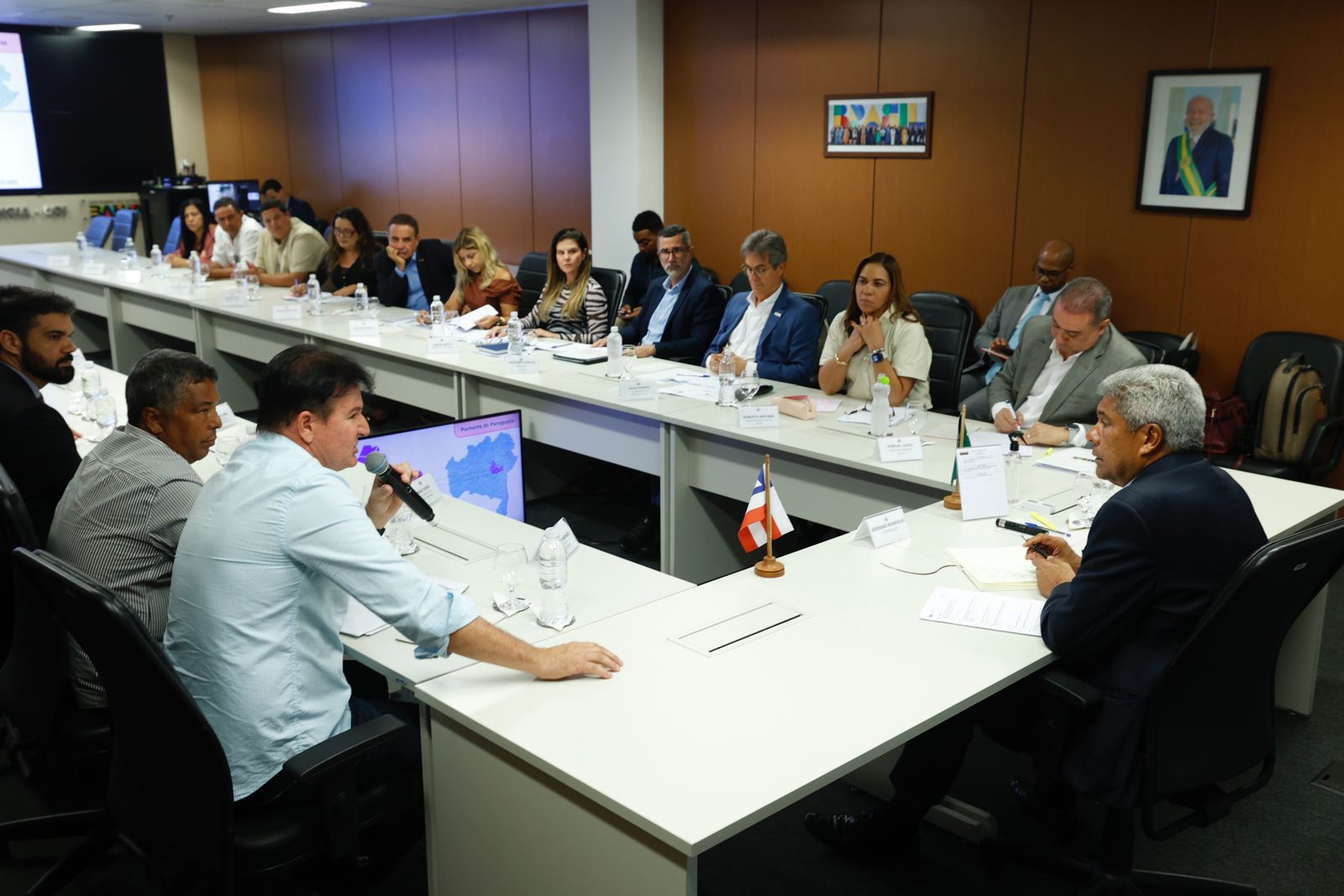 Estado garante ambulância, equipamentos e novos investimentos para Santa Teresinha