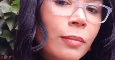 Psicóloga baiana lança livro apresentando o Tarô como linguagem viva da psique