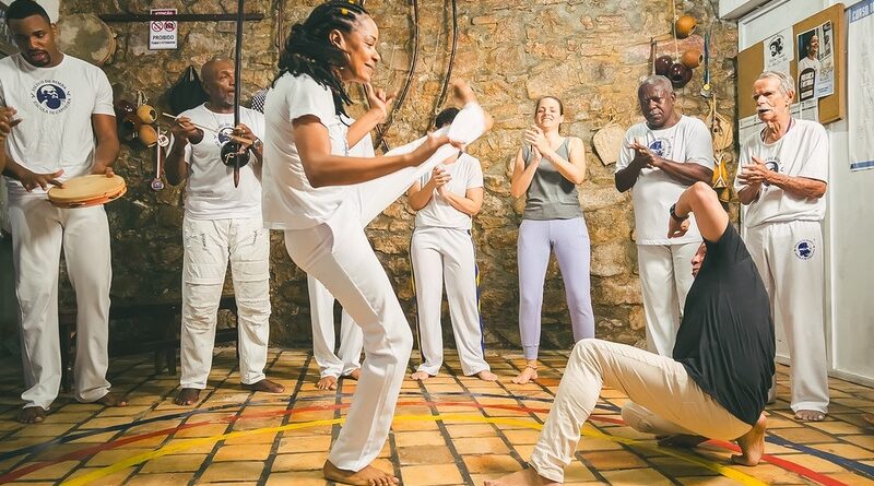 Com alta de 42% em março, Bahia bate terceiro mês consecutivo de crescimento no turismo internacional em 2026