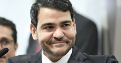 Senado rejeita indicação de Jorge Messias ao STF por 42 votos a 34