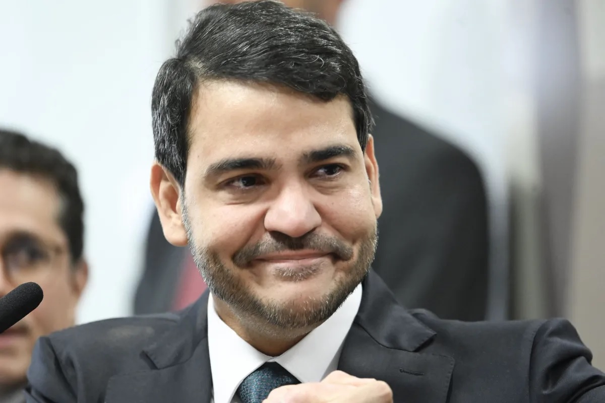 Senado rejeita indicação de Jorge Messias ao STF por 42 votos a 34
