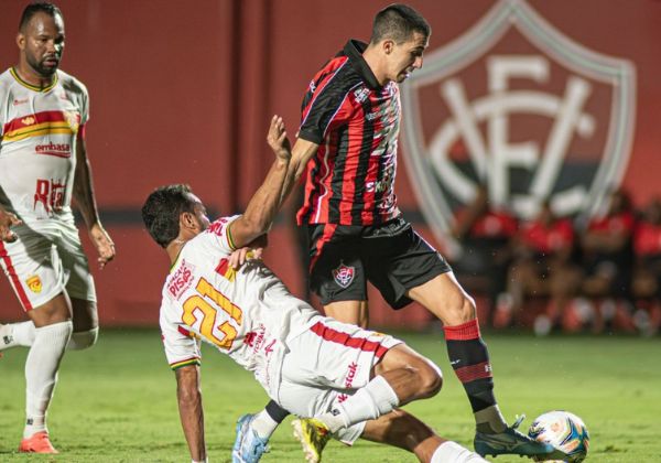 Vitória goleia Juazeirense e assume liderança do Grupo A na Copa do Nordeste