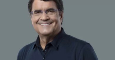 Deputado diz que ACM Neto prega o que não faz