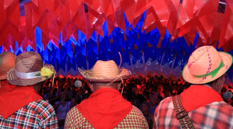 Governo do Estado garante mínimo de 25% dos investimentos no São da Bahia 2026 para artistas do autêntico forró