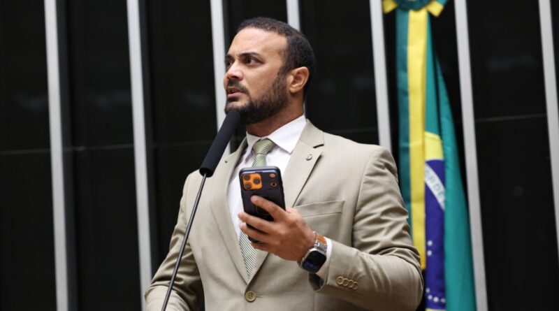 Deputado Capitão Alden quer redução de maioridade penal