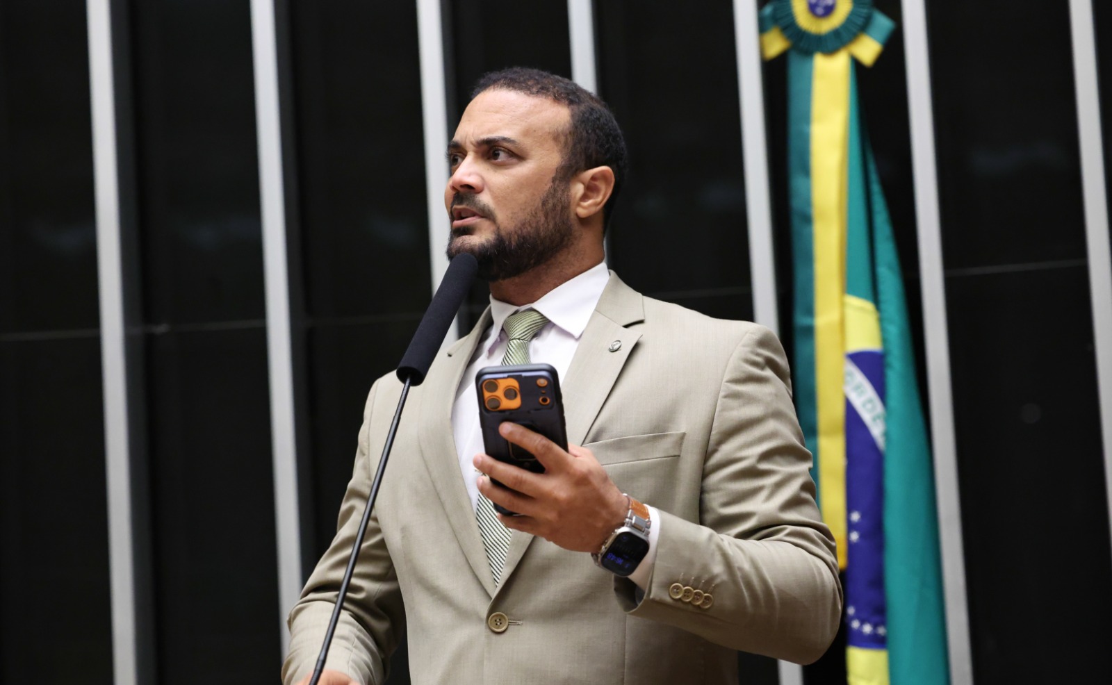 Deputado Capitão Alden quer redução de maioridade penal