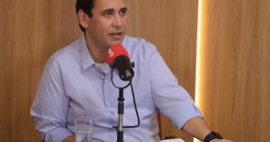 “ACM Neto diz apoiar Caiado para fingir que não tem aliança com os Bolsonaros”, afirma Éden