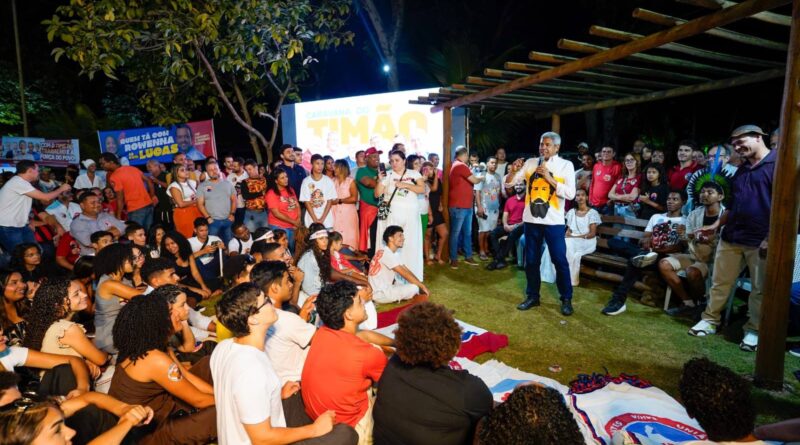 Jerônimo incentiva juventude a fortalecer iniciativas locais em plenária com mais de 1.200 jovens no Território Piemonte da Diamantina