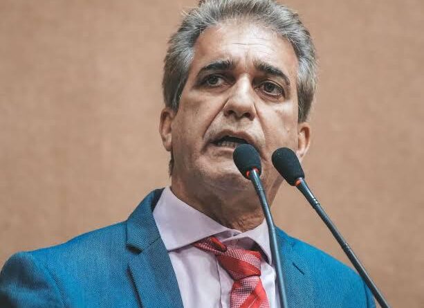 Bolsonarismo perde força entre pobres e nordestinos, e conta chega para ACM Neto