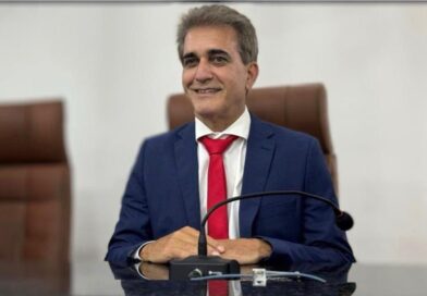 Deputado questiona discurso de ACM Neto sobre facções e pede explicações sobre consultoria