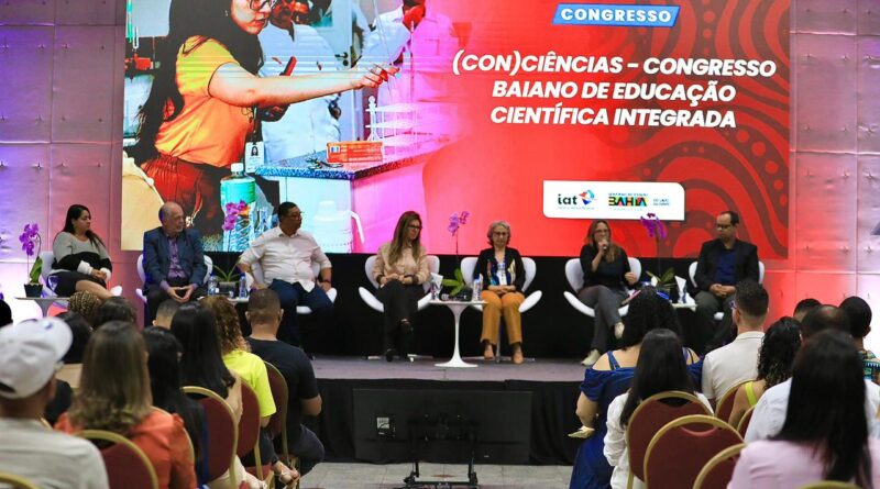 Professores da rede estadual participam do Congresso de Educação Científica Integrada da Bahia