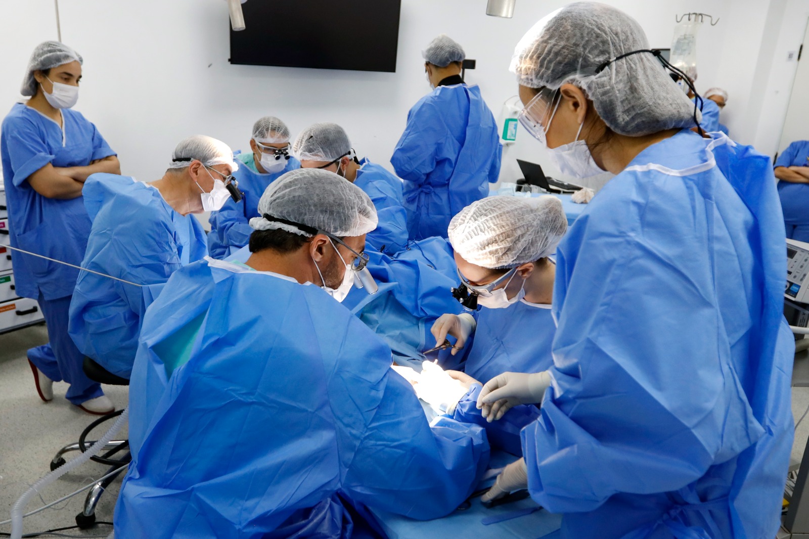 Mutirão inédito de cirurgias de mão do Hospital Ortopédico da Bahia beneficia 86 pacientes do SUS