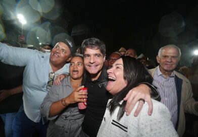Em Morro do Chapéu, ACM Neto participa da Feira Agropecuária e diz que oposição chega mais forte para mudar a Bahia