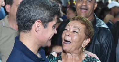 ACM Neto participa dos festejos de aniversário de Santo Antônio de Jesus e São Felipe