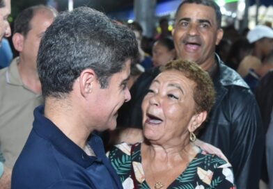 ACM Neto participa dos festejos de aniversário de Santo Antônio de Jesus e São Felipe
