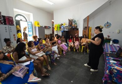 Projeto Mira Lab promove formação com 20 jovens cantoras negras periféricas de Salvador