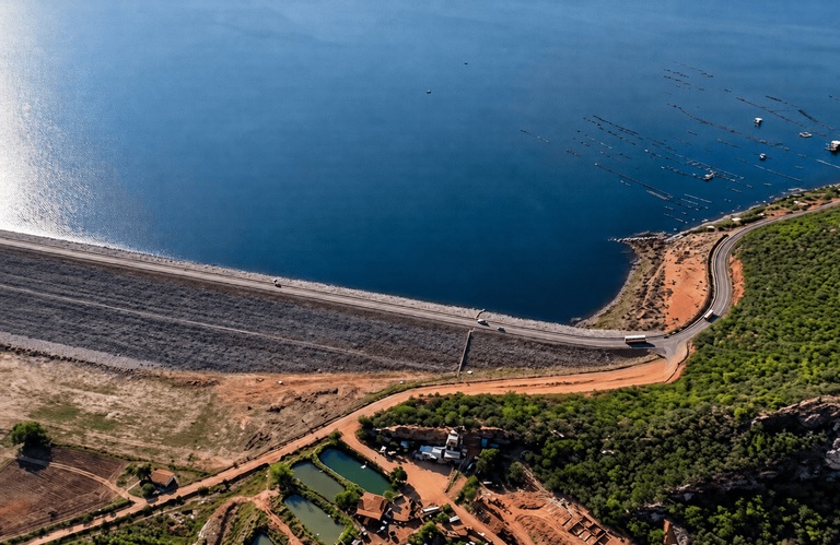 Barragem de Sobradinho cheia reforça segurança hídrica no Vale do São Francisco
