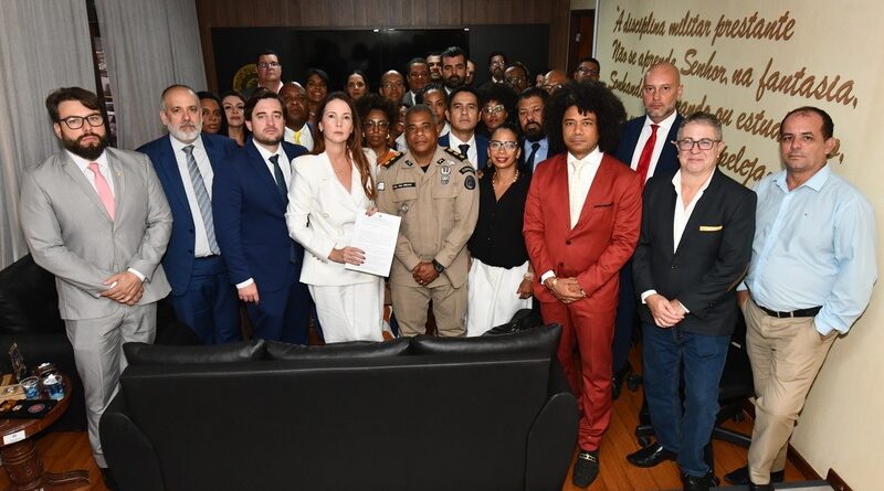 OAB Bahia protocola representação contra capitão da PM por condução irregular de advogada durante ação policial