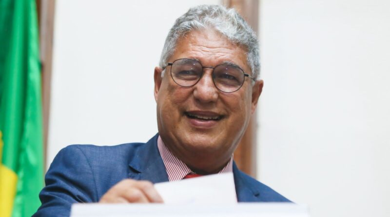 ’ACM Neto sempre subestimou a inteligência do eleitor’, critica Rosemberg, após Justiça determinar retirada de publicação no Instagram