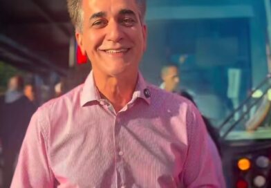 Robinson Almeida celebra início da operação do VLT, enaltece Jerônimo e critica grupo de ACM Neto: “Nunca fez nada pelo Subúrbio”