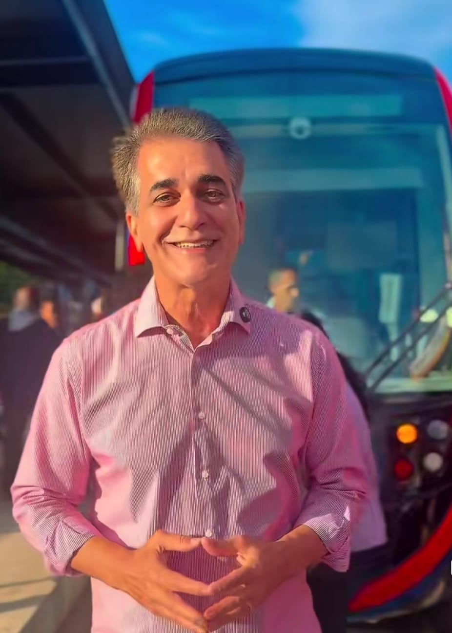 Robinson Almeida celebra início da operação do VLT, enaltece Jerônimo e critica grupo de ACM Neto: “Nunca fez nada pelo Subúrbio”