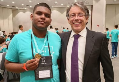 Estudante da rede estadual conquista terceira medalha de ouro em olimpíada nacional de Matemática