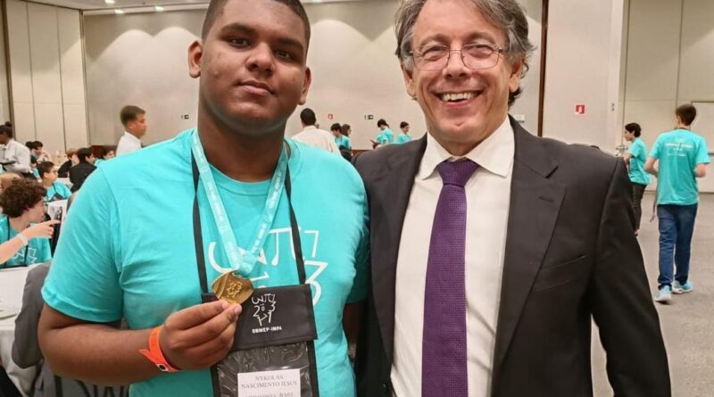 Estudante da rede estadual conquista terceira medalha de ouro em olimpíada nacional de Matemática
