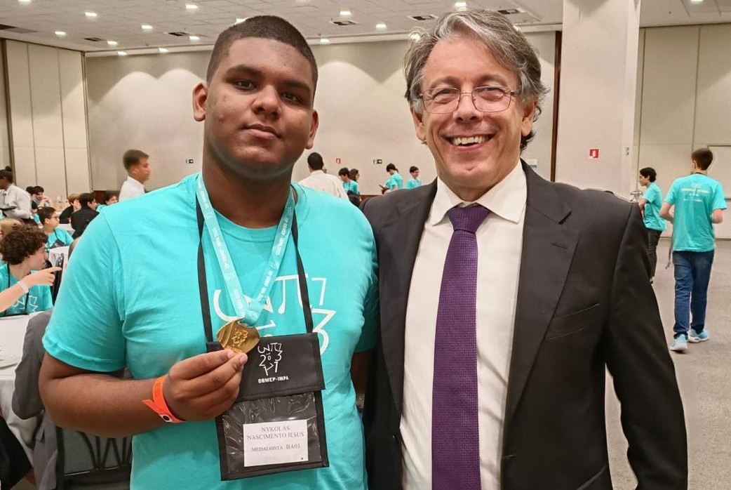Estudante da rede estadual conquista terceira medalha de ouro em olimpíada nacional de Matemática