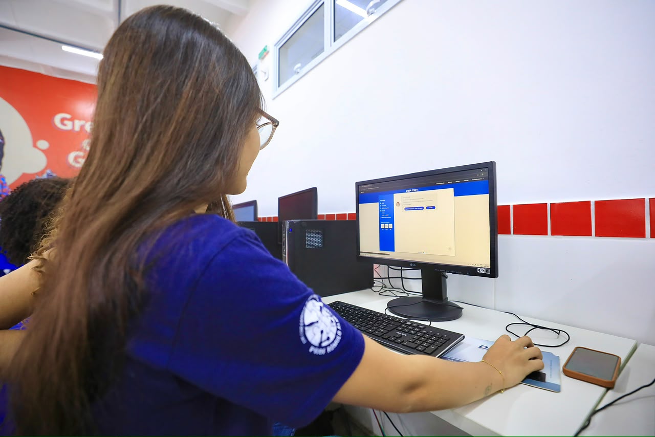 Dia D de inscrições para o ENEM mobiliza estudantes e escolas da Rede Estadual da Bahia