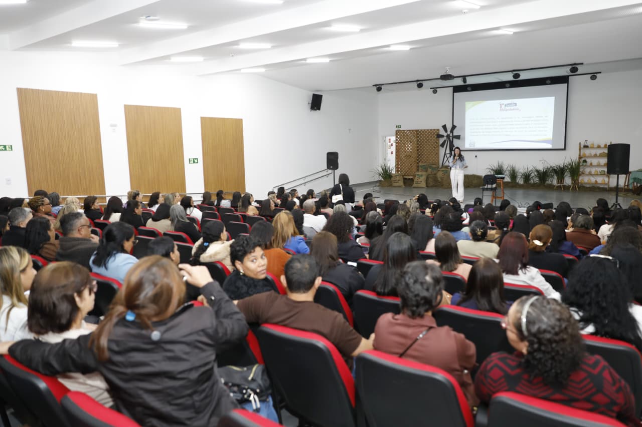 Vitória da Conquista sedia encontro sobre qualidade da alimentação escolar