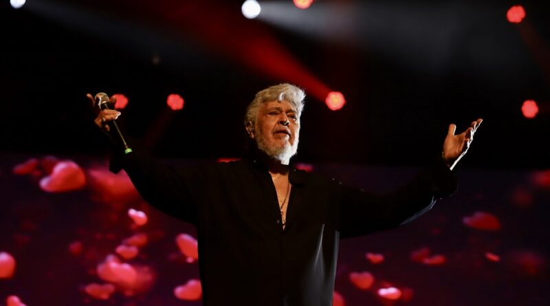 Sidney Magal celebra 60 anos de carreira na Concha Acústica do TCA com convidados especiais
