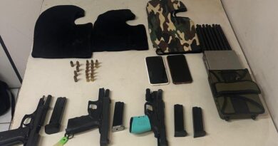 PM prende suspeitos e apreende armas após homicídio em Feira de Santana