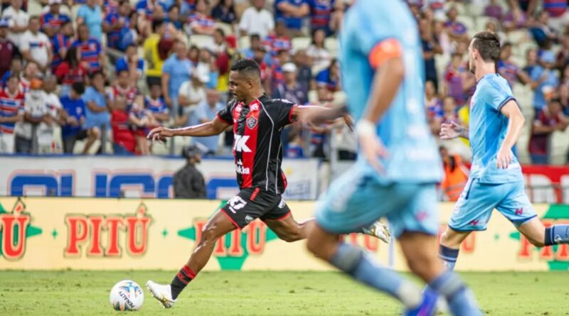 Vitória vence Fortaleza de virada no Castelão e abre vantagem na final da Copa do Nordeste