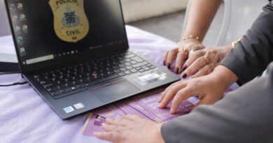 Polícia Civil oferece atendimento especializado para mulheres durante as comemorações do 2 de Julho em Salvador