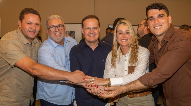 Prefeitos do Vale do Jiquiriçá reafirmam apoio a Júlio: “É testado e aprovado”