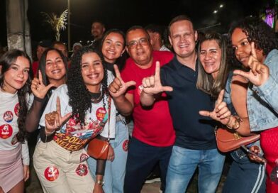 Júlio destaca importância dos jovens na política: “A juventude representa o presente e o futuro da Bahia e do Brasil”