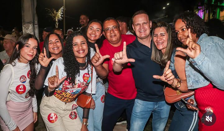 Júlio destaca importância dos jovens na política: “A juventude representa o presente e o futuro da Bahia e do Brasil”