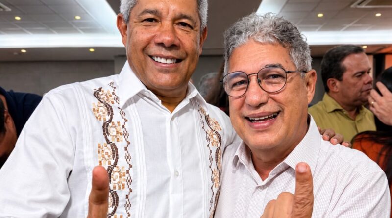 Rosemberg diz que ACM Neto virou “disco arranhado” e cobra respostas sobre investigação na Prefeitura