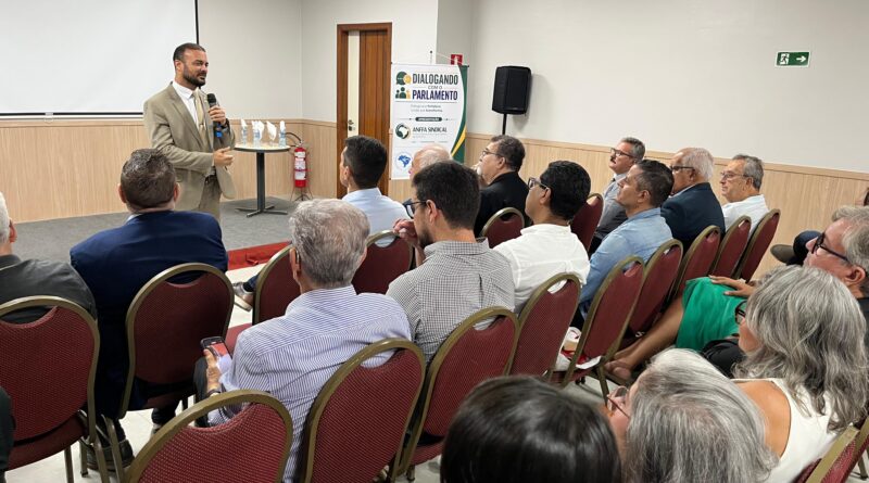 Capitão Alden participa de evento com Auditores Fiscais Federais Agropecuários