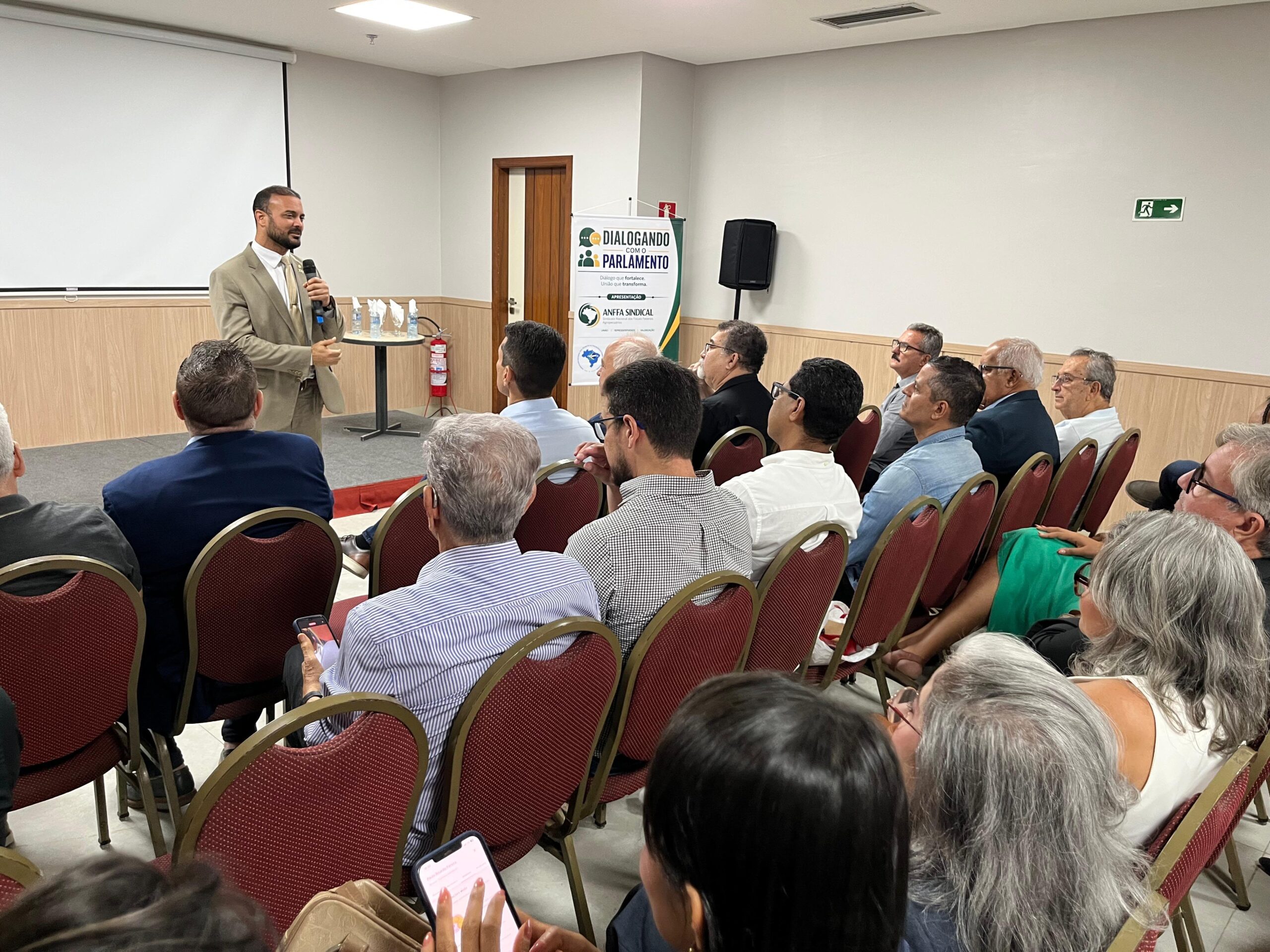 Capitão Alden participa de evento com Auditores Fiscais Federais Agropecuários