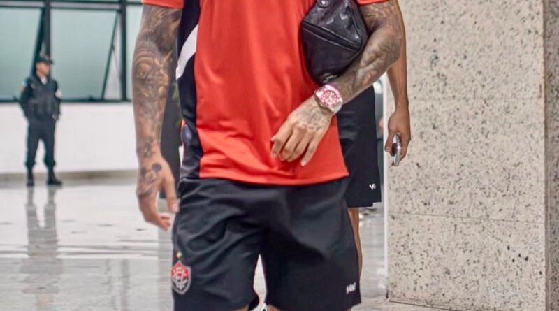 Vitória inicia preparação para enfrentar o líder Palmeiras no Barradão