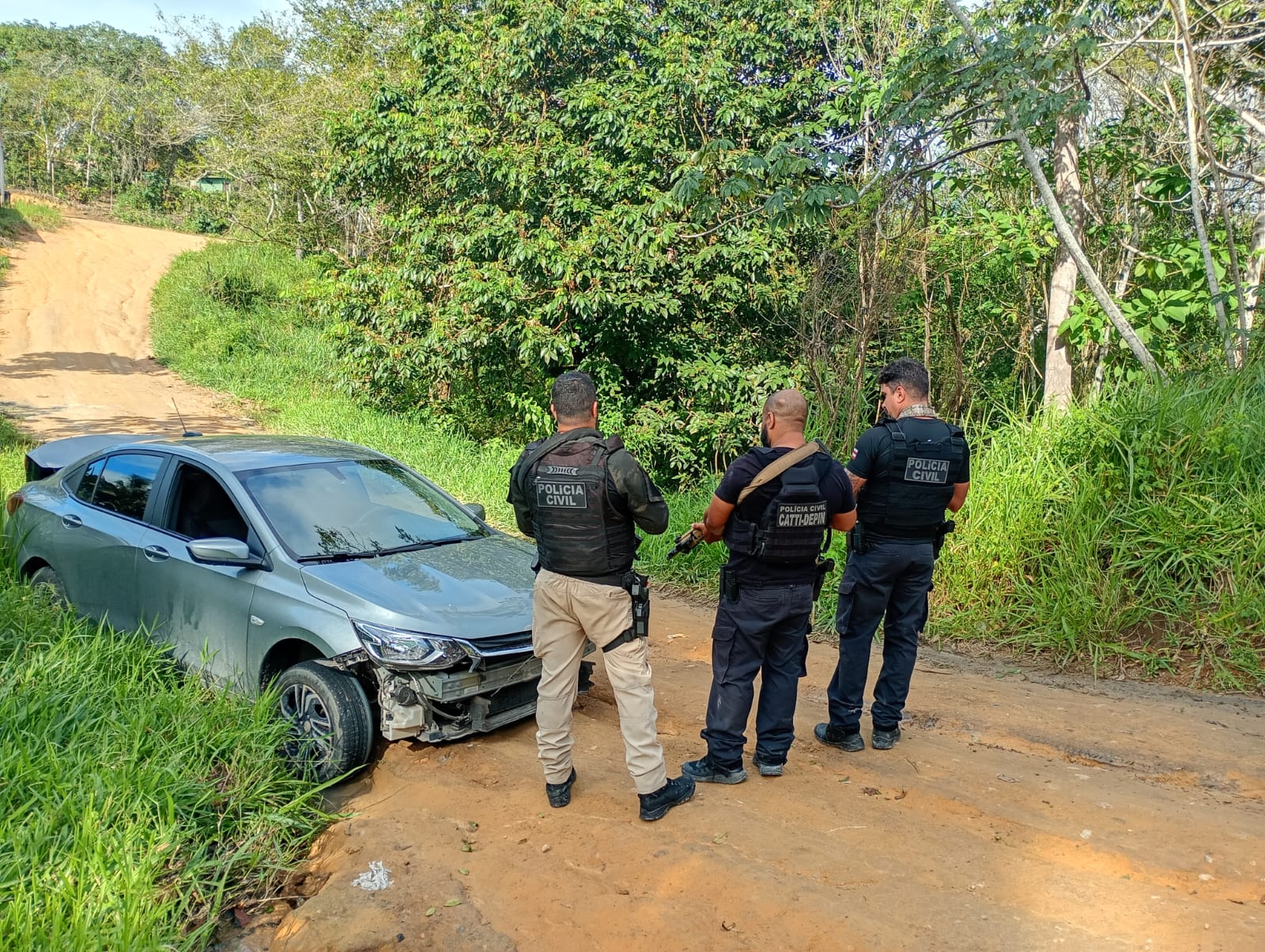 Veículo roubado é recuperado em Porto Seguro