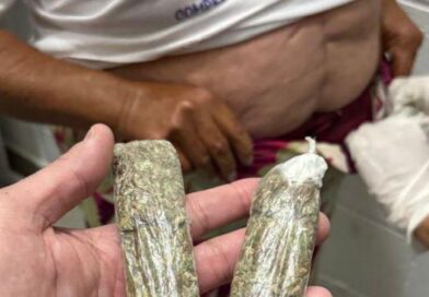 Idosa de 67 anos é flagrada tentando entrar com drogas no presídio de Irecê