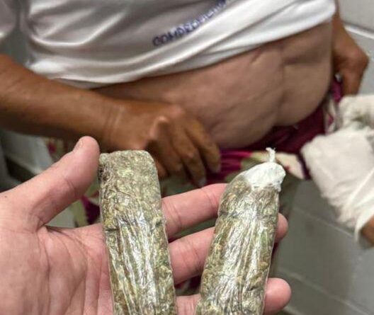 Idosa de 67 anos é flagrada tentando entrar com drogas no presídio de Irecê