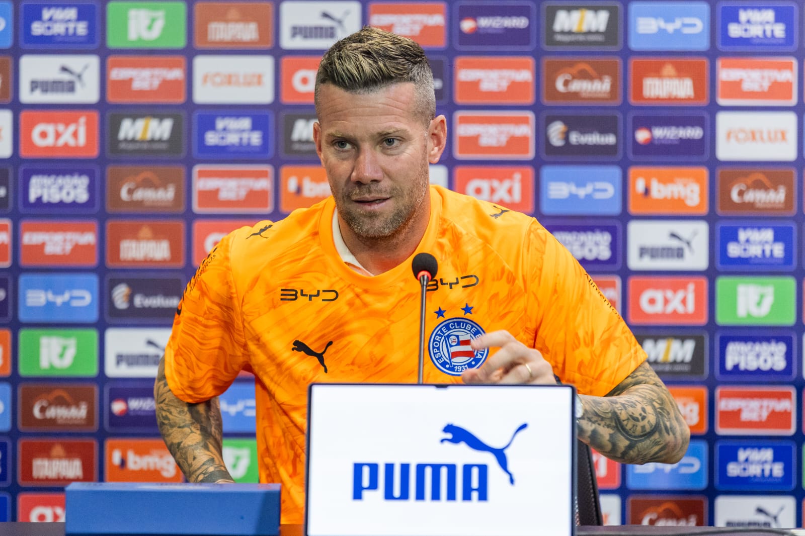 Novo goleiro do Bahia chega com discurso forte: “Quero mostrar quem eu sou”