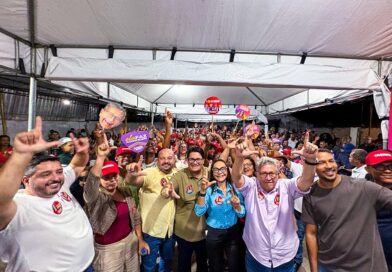 Com casa cheia, Dilson Magalhães mobiliza lideranças em apoio à Ivoneide Caetano e Tagner Cerqueira